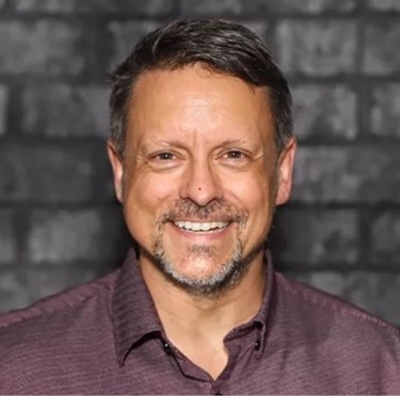 A photo of Lee Martin